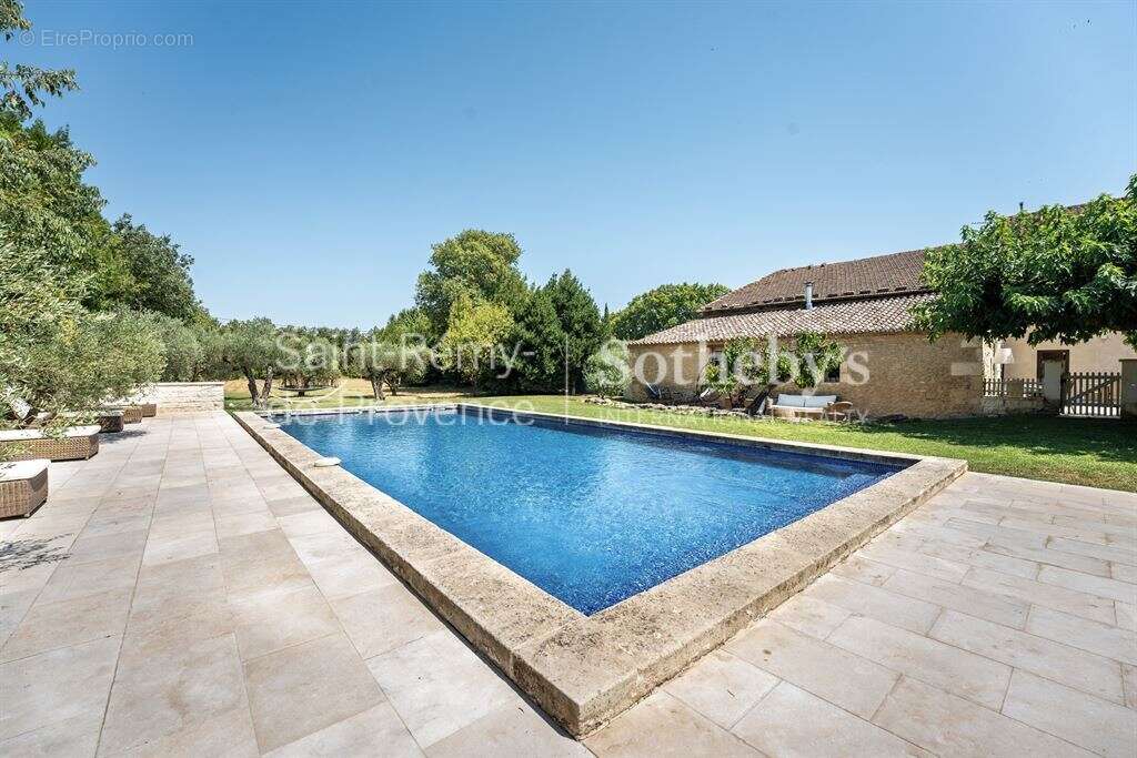 Maison à SAINT-ETIENNE-DU-GRES