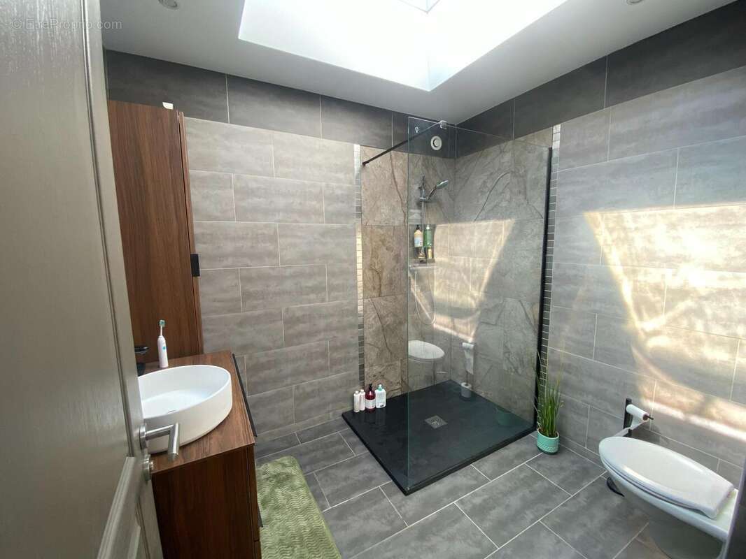 Maison 228 m² à Flers  - photo 5