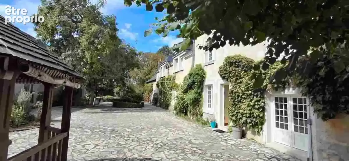 Photo Maison à Vernou-Sur-Brenne au prix de 1 470 000€