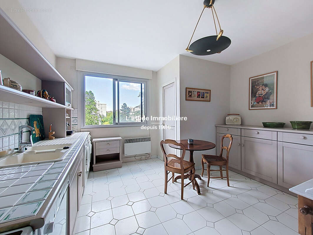 Appartement à CALUIRE-ET-CUIRE