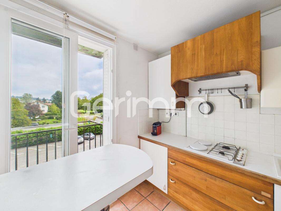 Appartement à MEYLAN