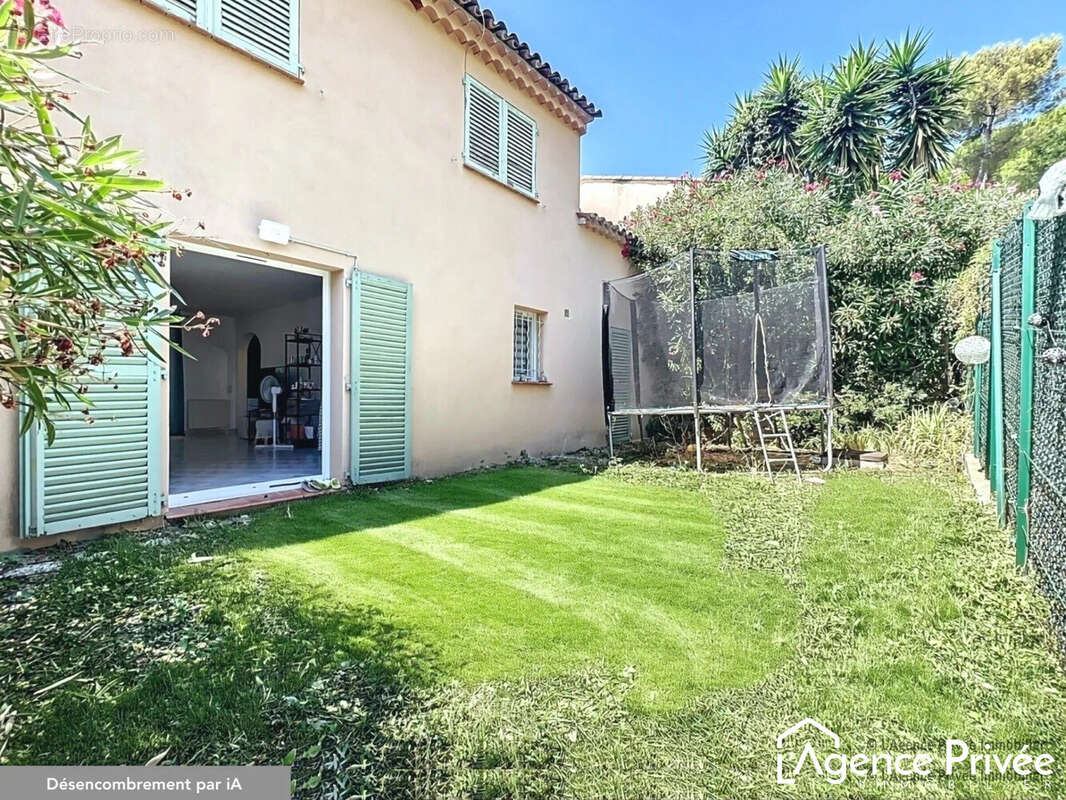 Maison à VILLENEUVE-LOUBET