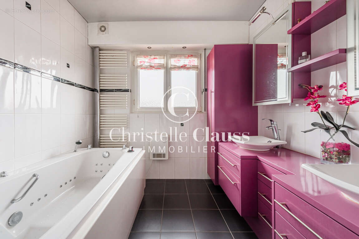 Maison 6 pièce(s) 149 m2 avec piscine - photo 5
