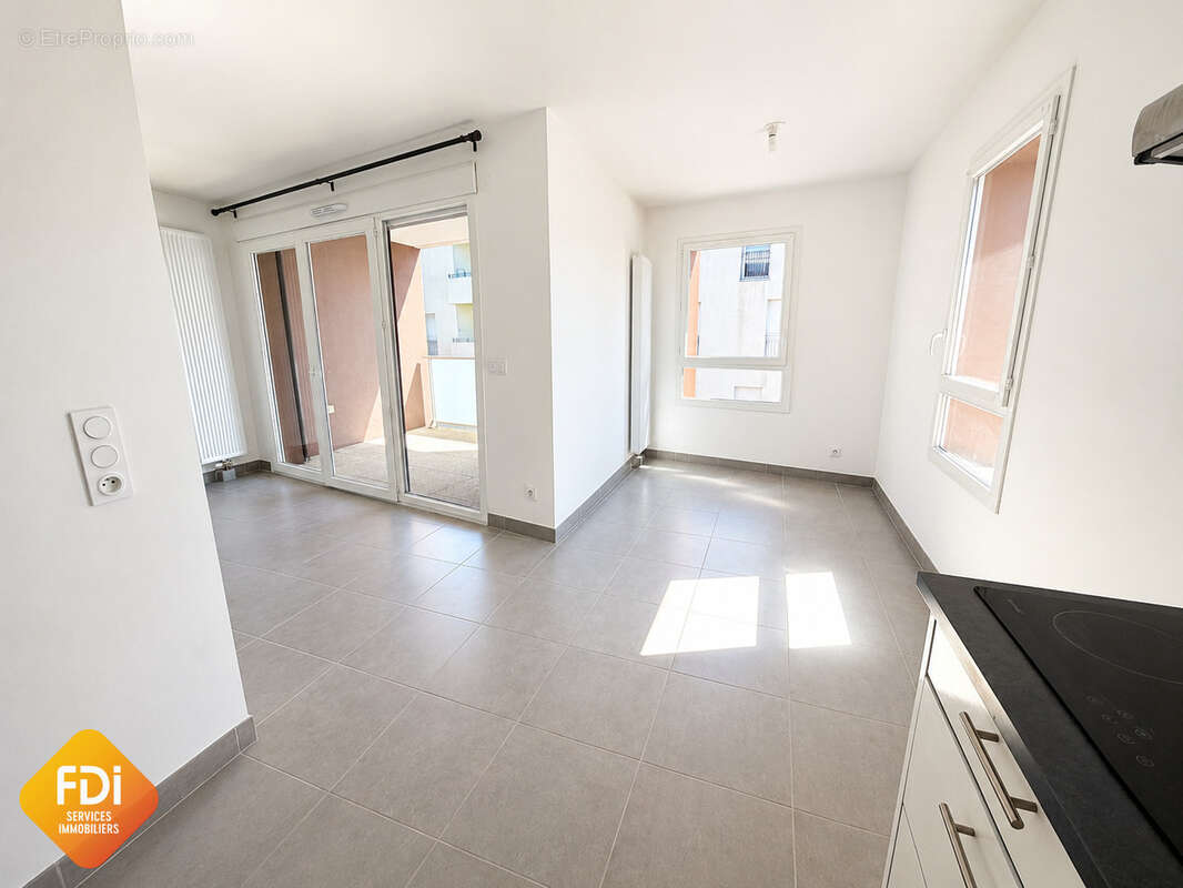 Castelnau-le-lez - f3 - 62m2 - photo 2