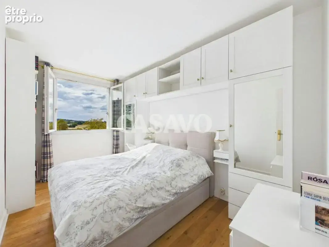 Vente Appartement 4 pièces de 75m² - 92210 Saint-Cloud - photo 3