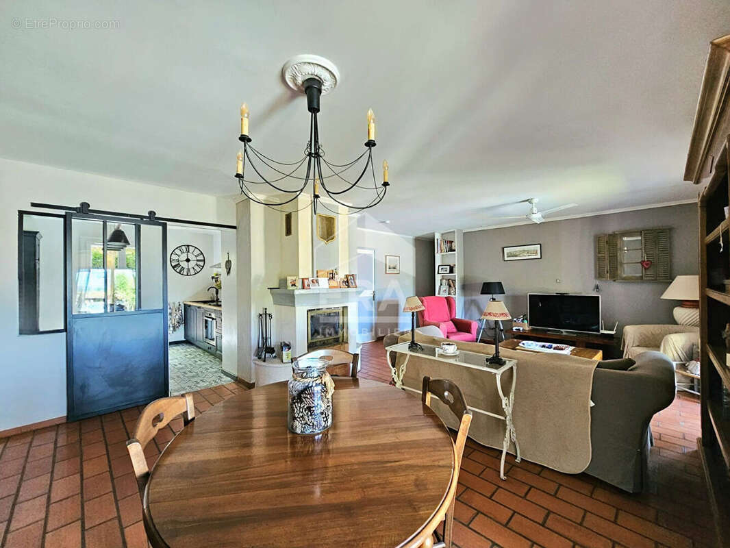 Maison à LANCON-PROVENCE