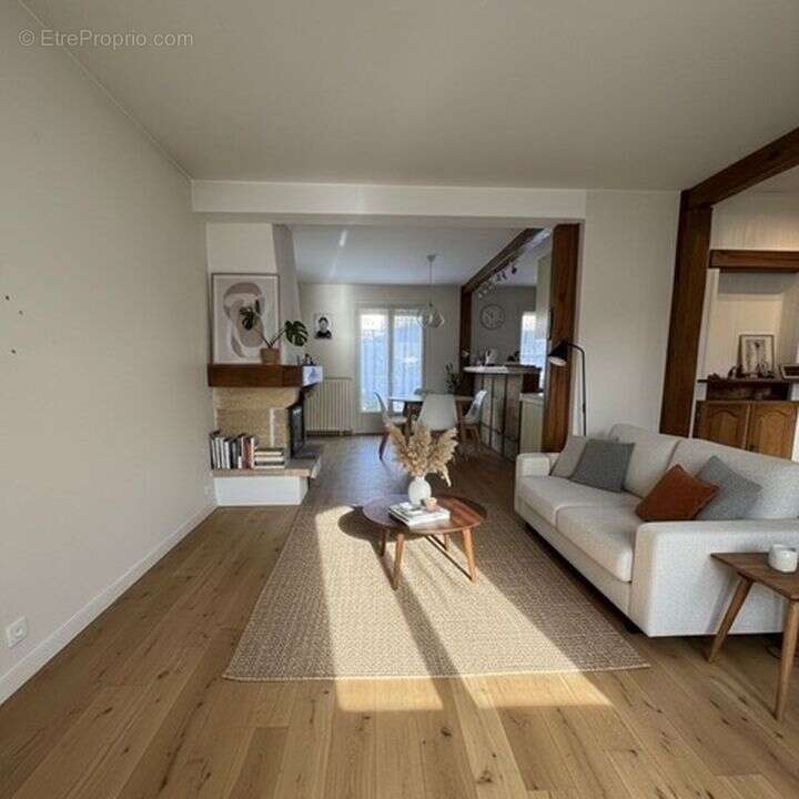 Maison à CHAMARANDE