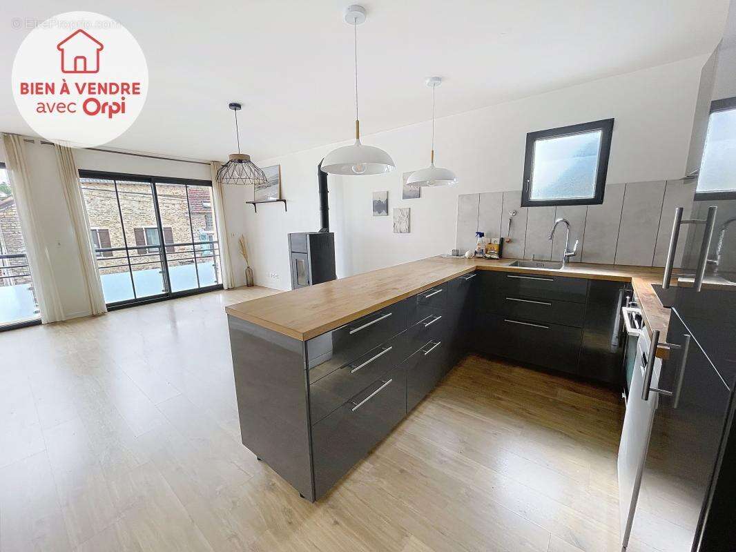 Maison à OINVILLE-SUR-MONTCIENT