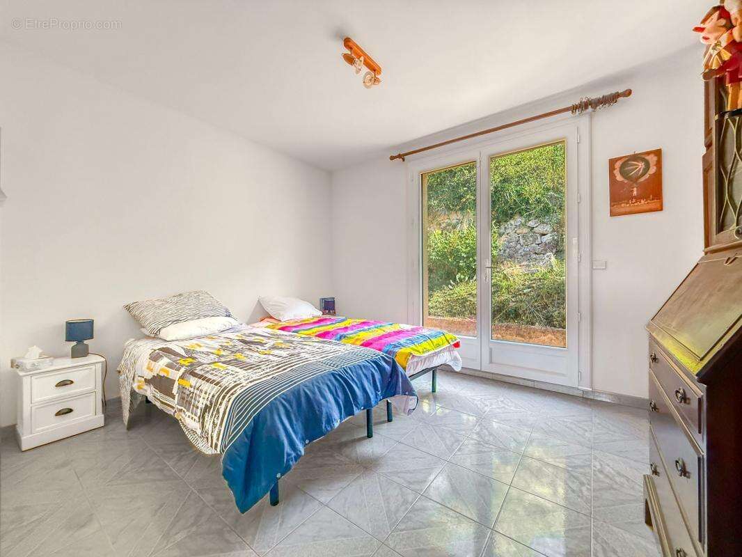 Maison à DRAP