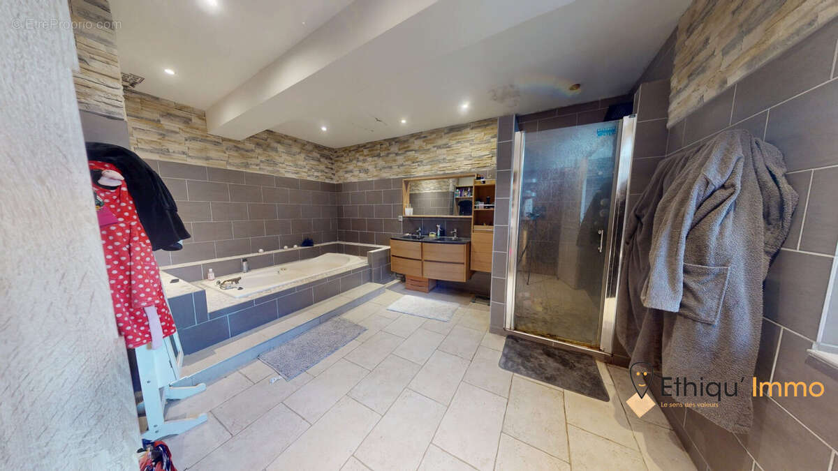 Maison 203 m² à Arsonval  - photo 9