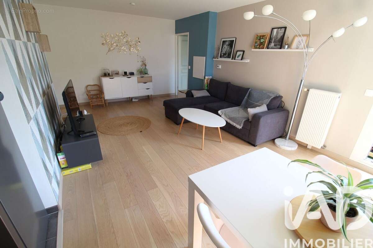 Photo 3 - Appartement à VILLENEUVE-LE-ROI