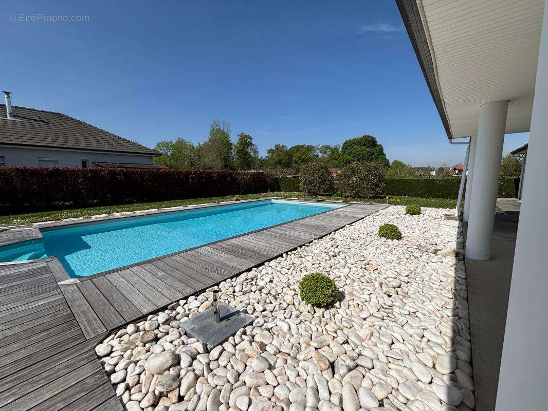 Maison à OUSSE