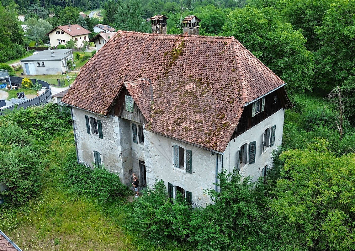 Maison à MAGLAND