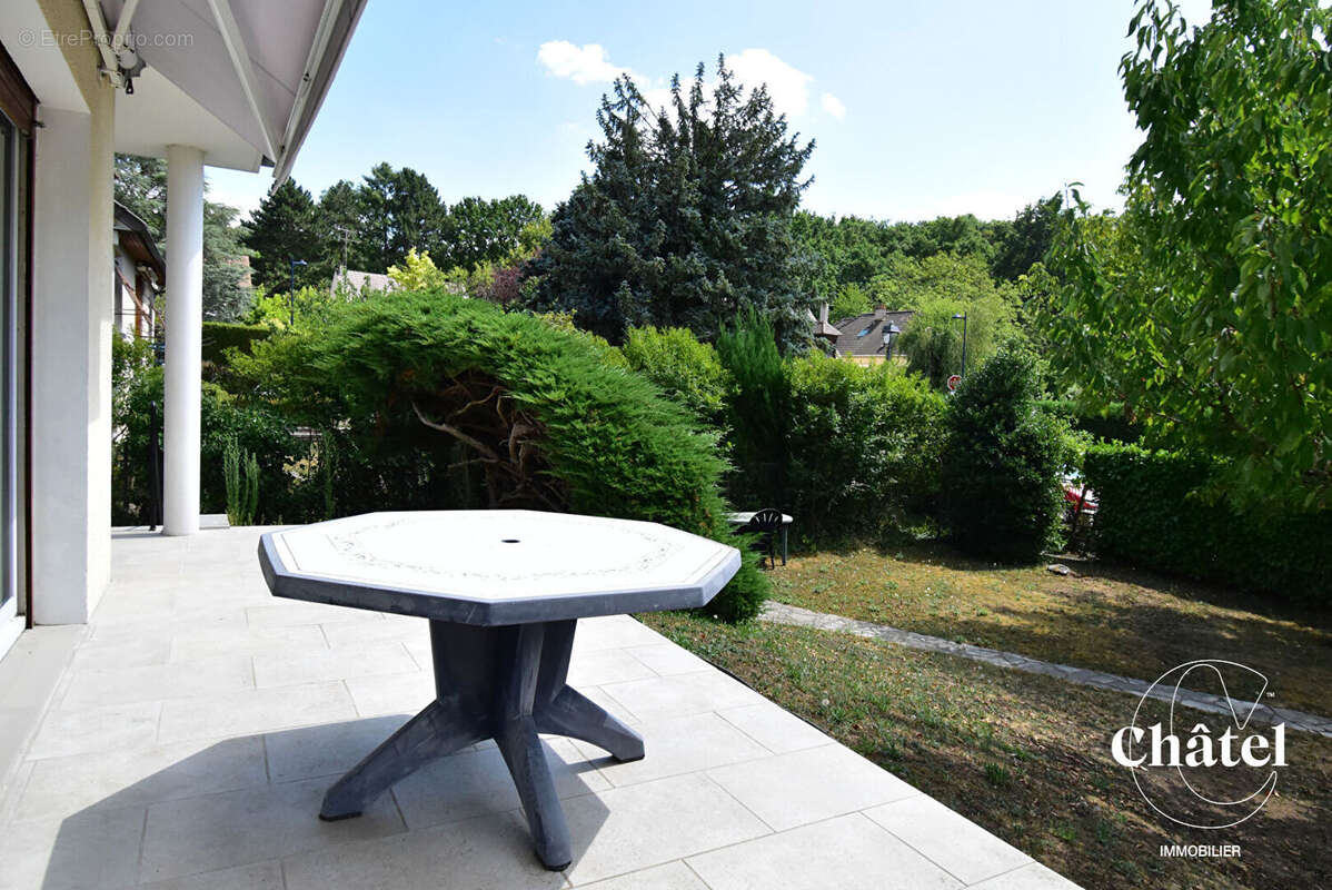 Maison 4 chambres à Gouvieux  - proche centre-ville - gare Chantily - photo 15