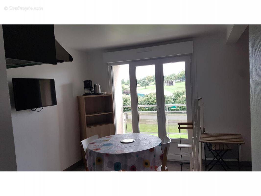 Appartement à LA ROCHE-POSAY