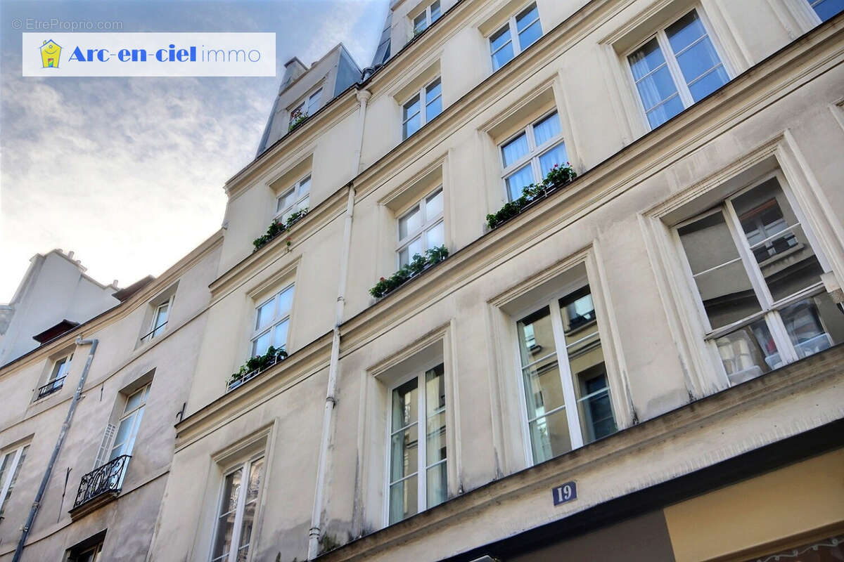 Appartement à PARIS-4E