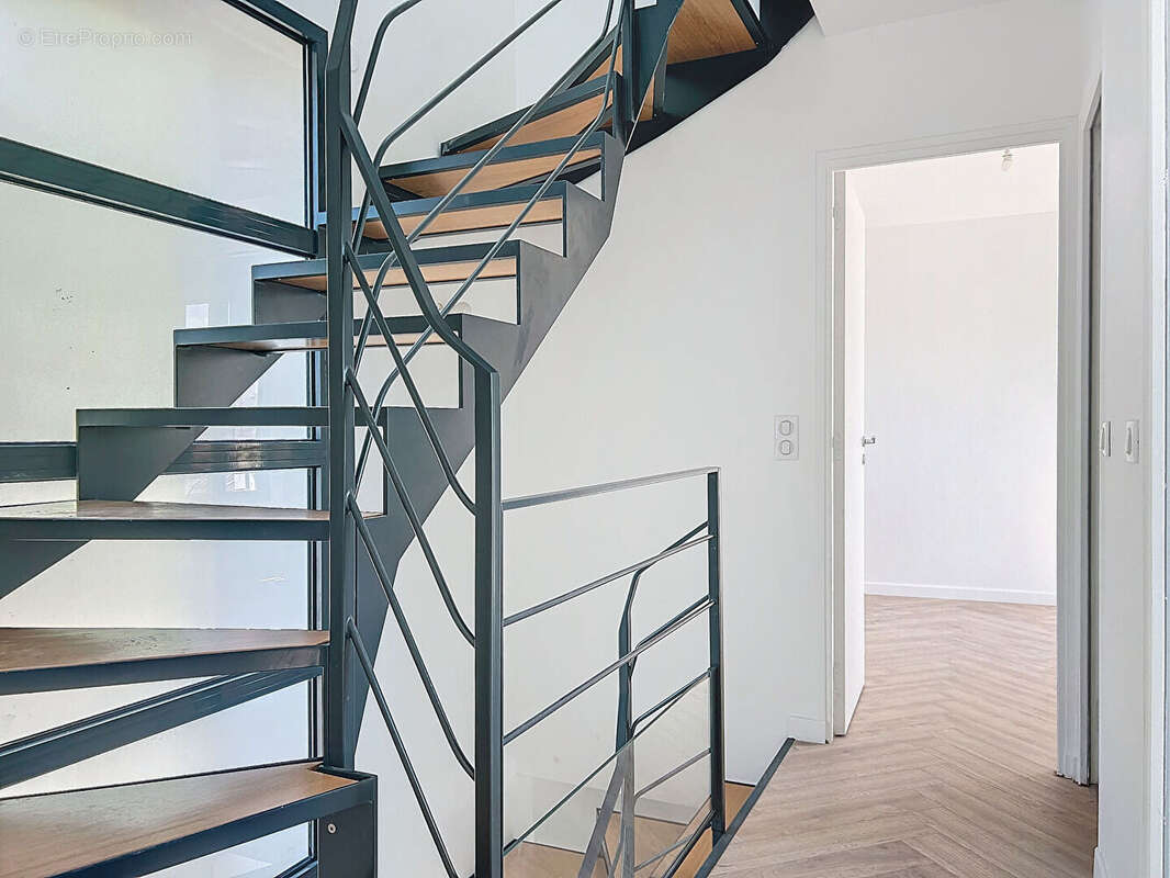 Maison à SAINT-MAUR-DES-FOSSES