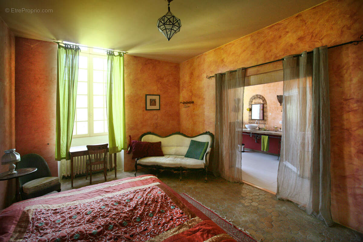 Maison à CAZILHAC