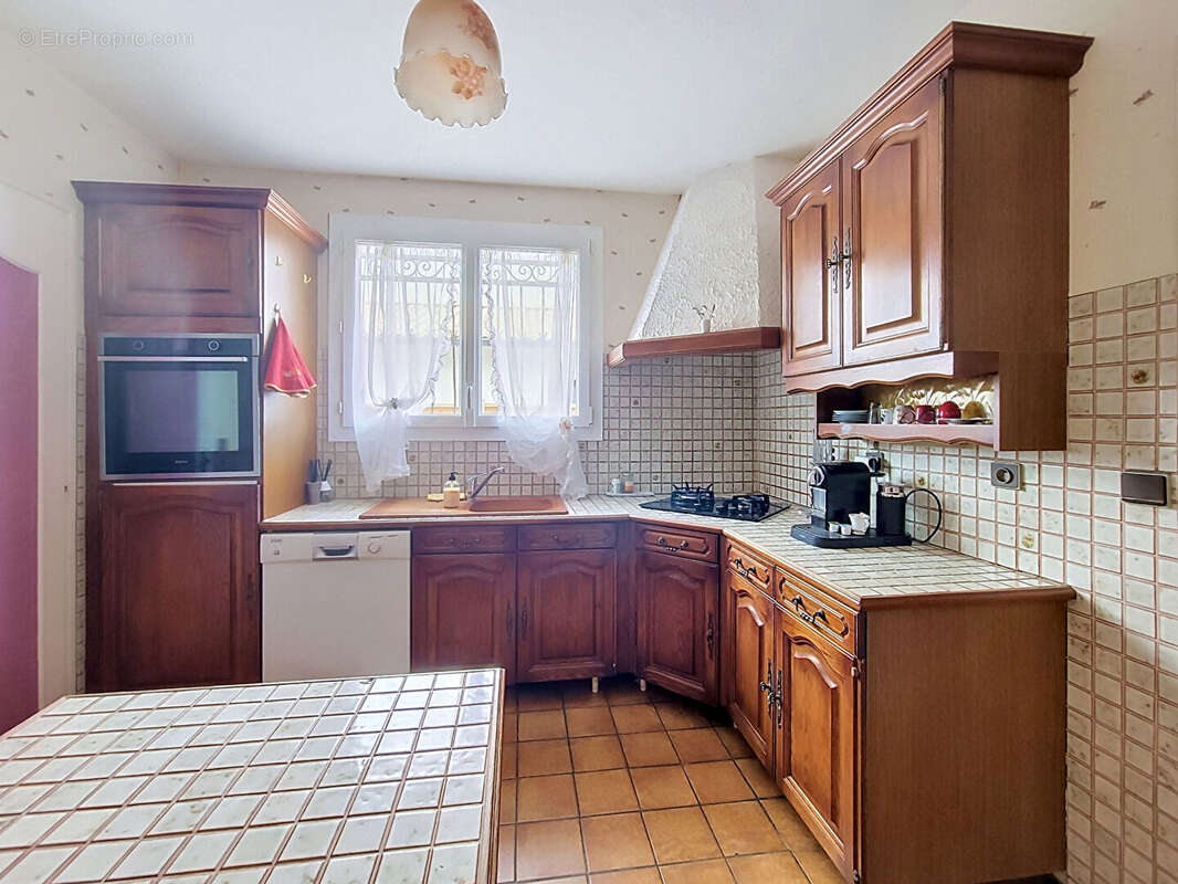 Maison Le Pian Medoc 5 pièce(s) 112 m2 - photo 5