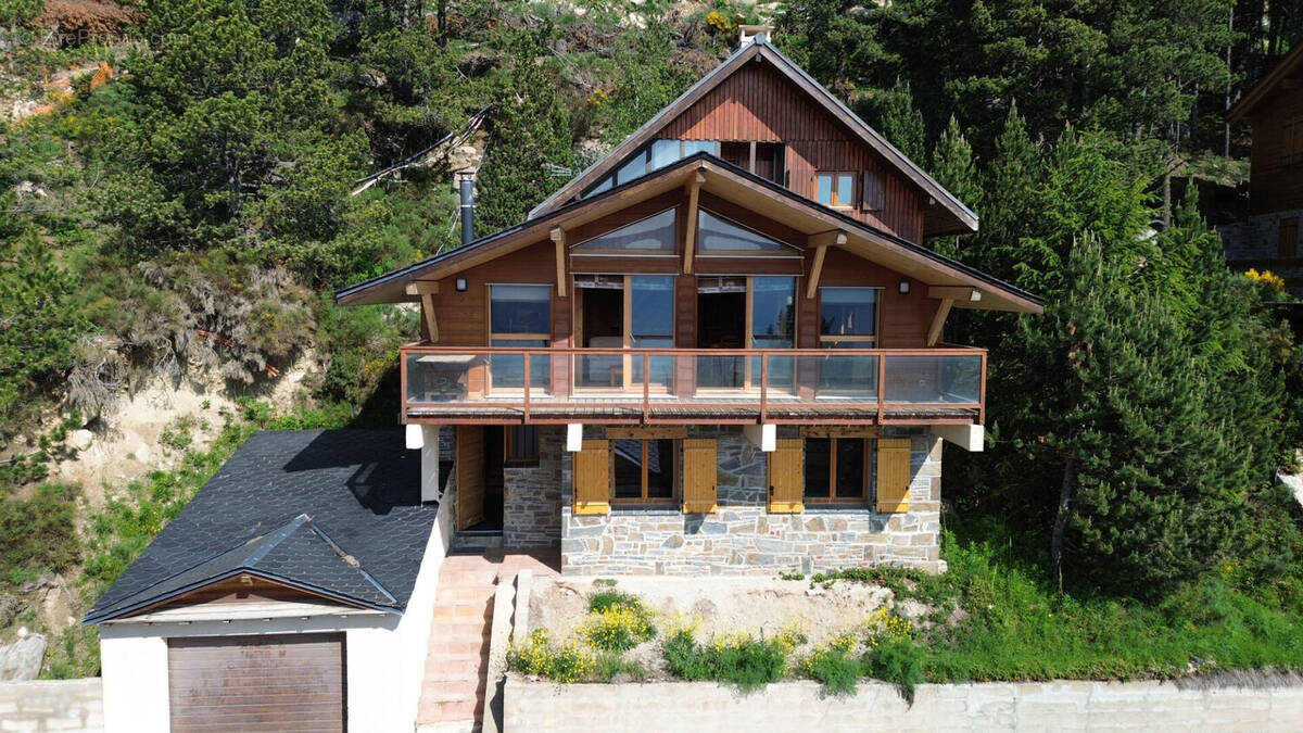 Maison à LES ANGLES