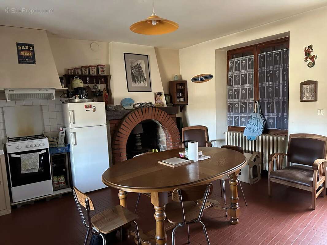 Maison à AUBETERRE-SUR-DRONNE