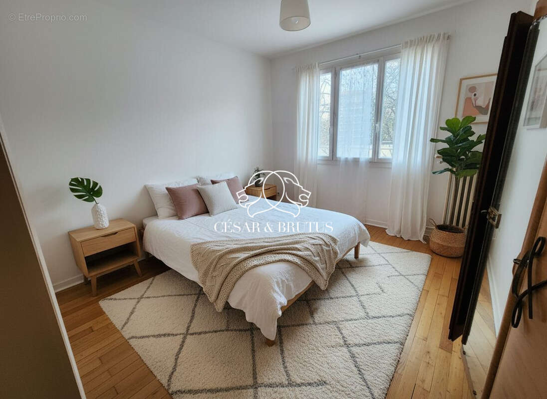 Appartement à SAINT-ETIENNE