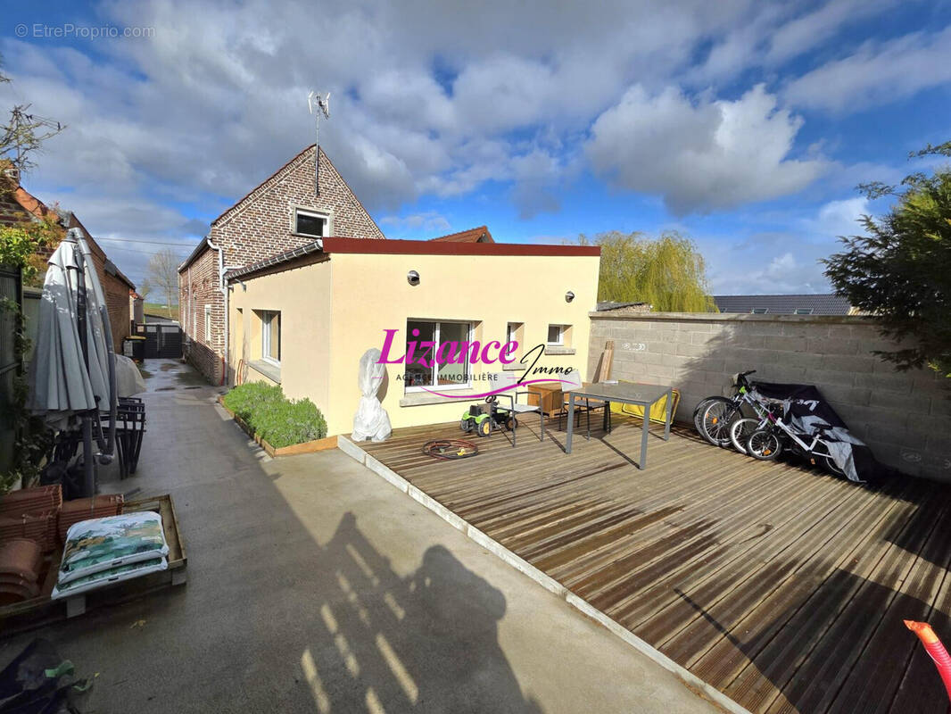 Maison à BOURLON