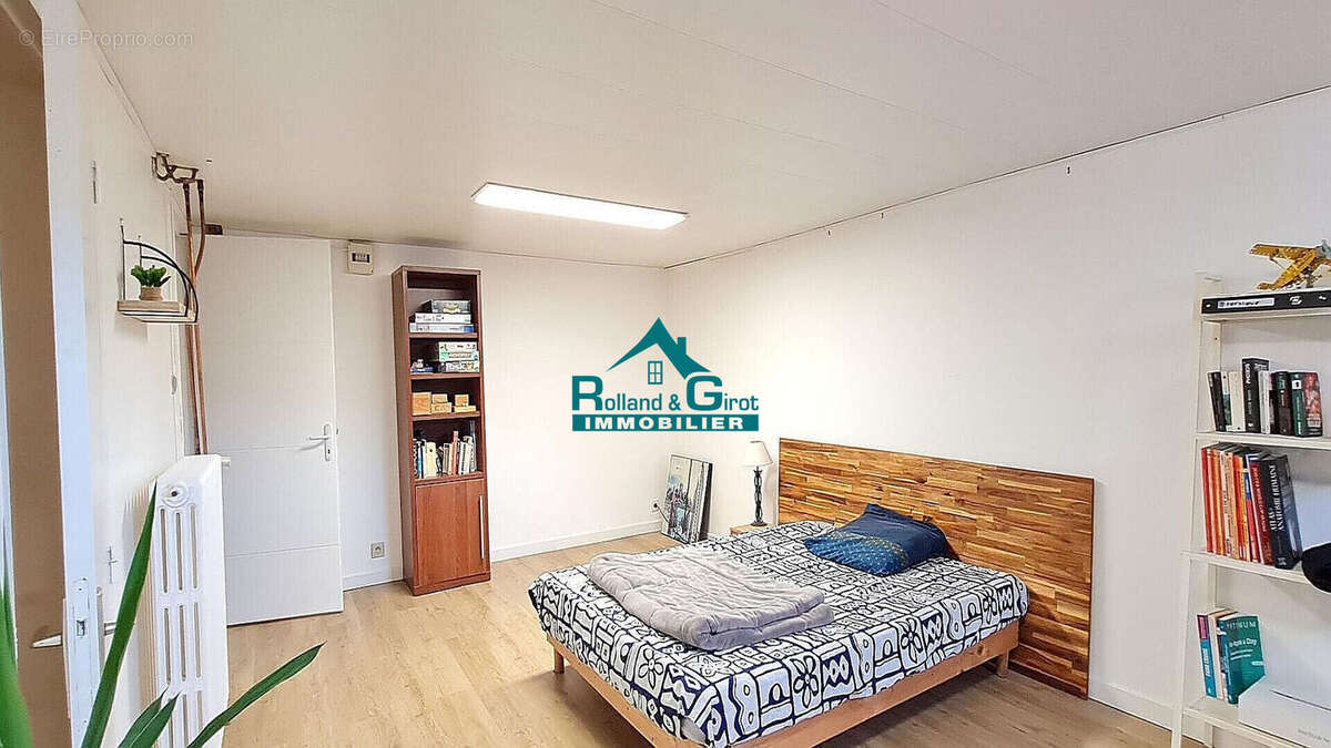 Maison à NOYAL-SUR-VILAINE