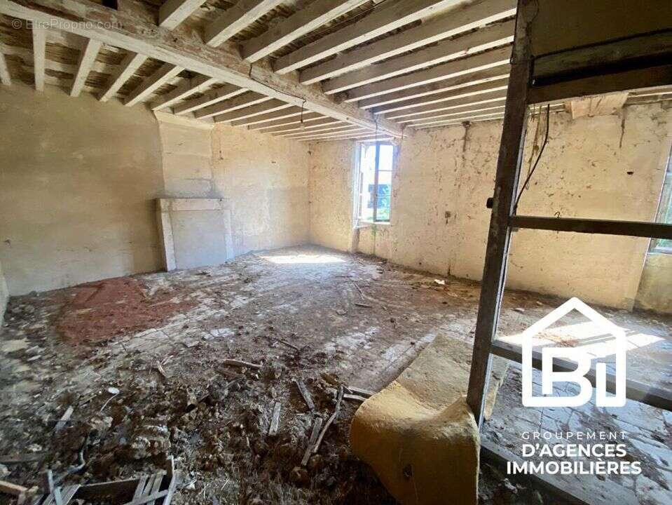 Maison à VILLONS-LES-BUISSONS