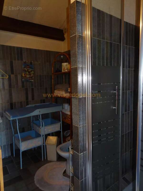 Maison à SAUX-ET-POMAREDE