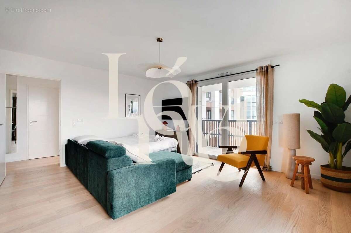 Appartement à CLICHY
