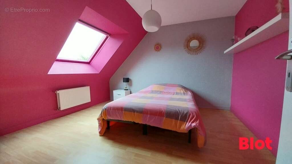 Maison à SENS-DE-BRETAGNE