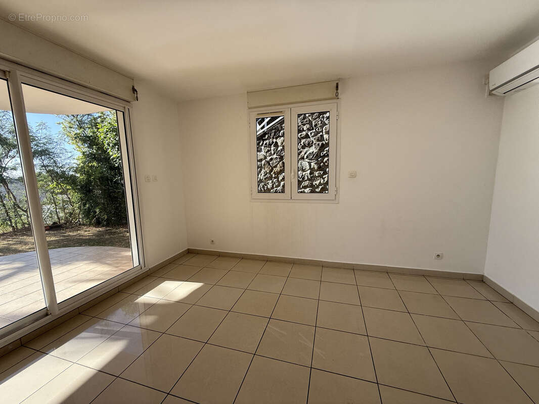 Appartement à SAINT-DENIS