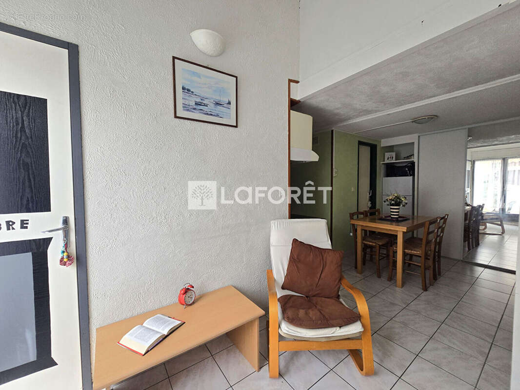 La plage à 300 mètres ! Maison avec terrasse, piscine et parking - photo 4
