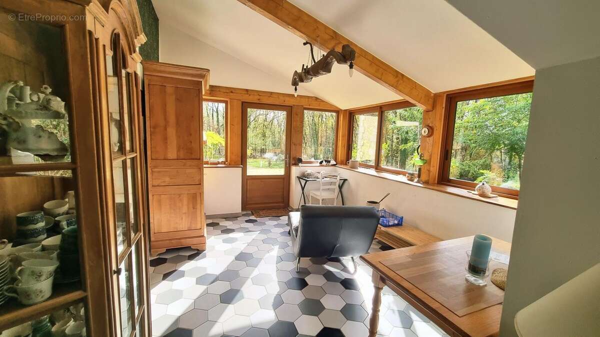 Maison à SAINT-FELIX-DE-VILLADEIX