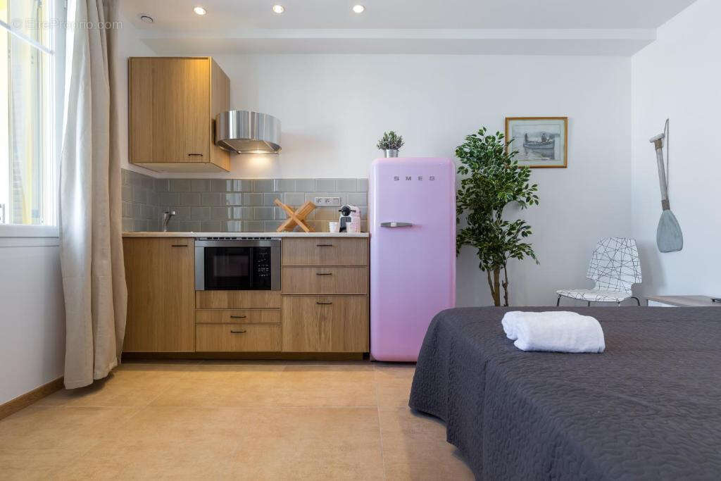 Commerce à CAGNES-SUR-MER