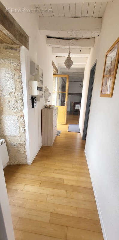 Magnifique maison en pierre restaurée avec piscine - photo 9
