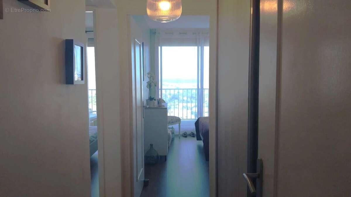 Appartement à MARSEILLE-9E