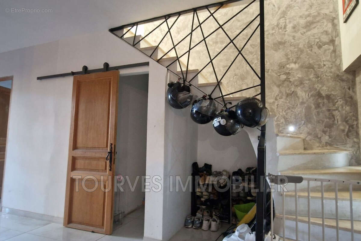 Maison à TOURVES