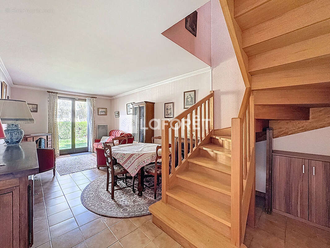 Maison à BONNEUIL-SUR-MARNE