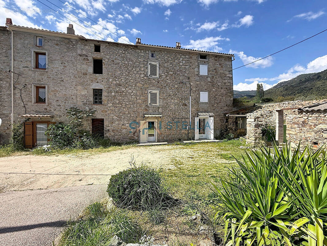 Appartement à VERO
