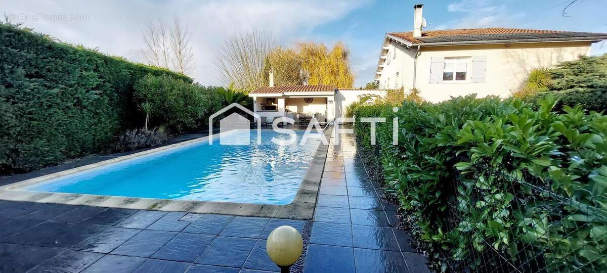 Photo 2 - Maison à LAMARQUE