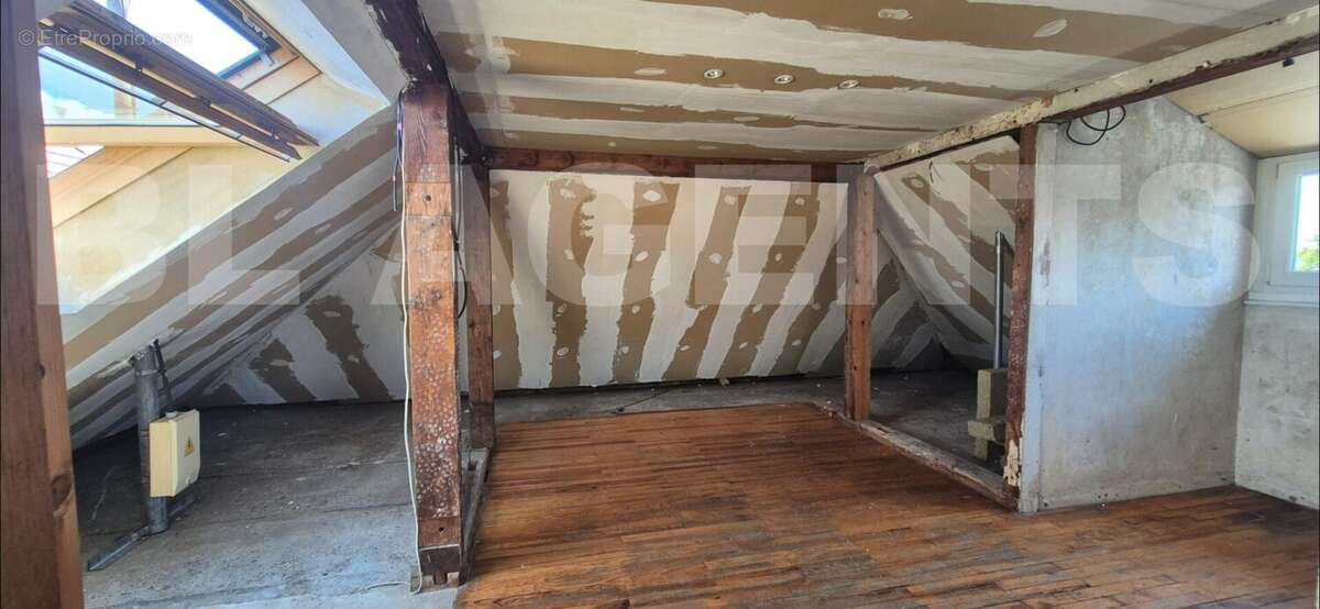 Screenshot_20251211_141714_Gallery - Maison à ILLKIRCH-GRAFFENSTADEN