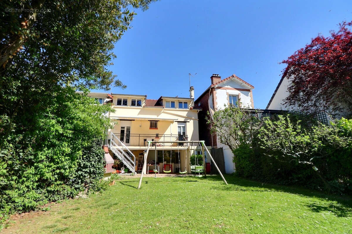 Maison à RUEIL-MALMAISON