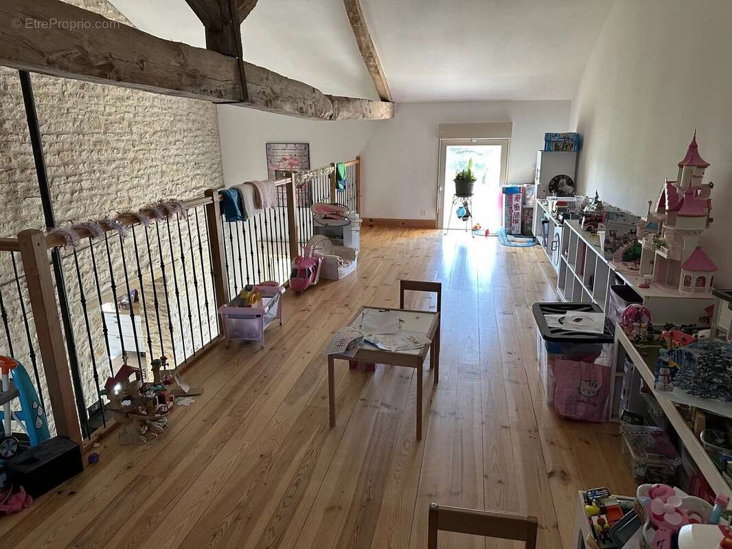 Maison à USSON-DU-POITOU