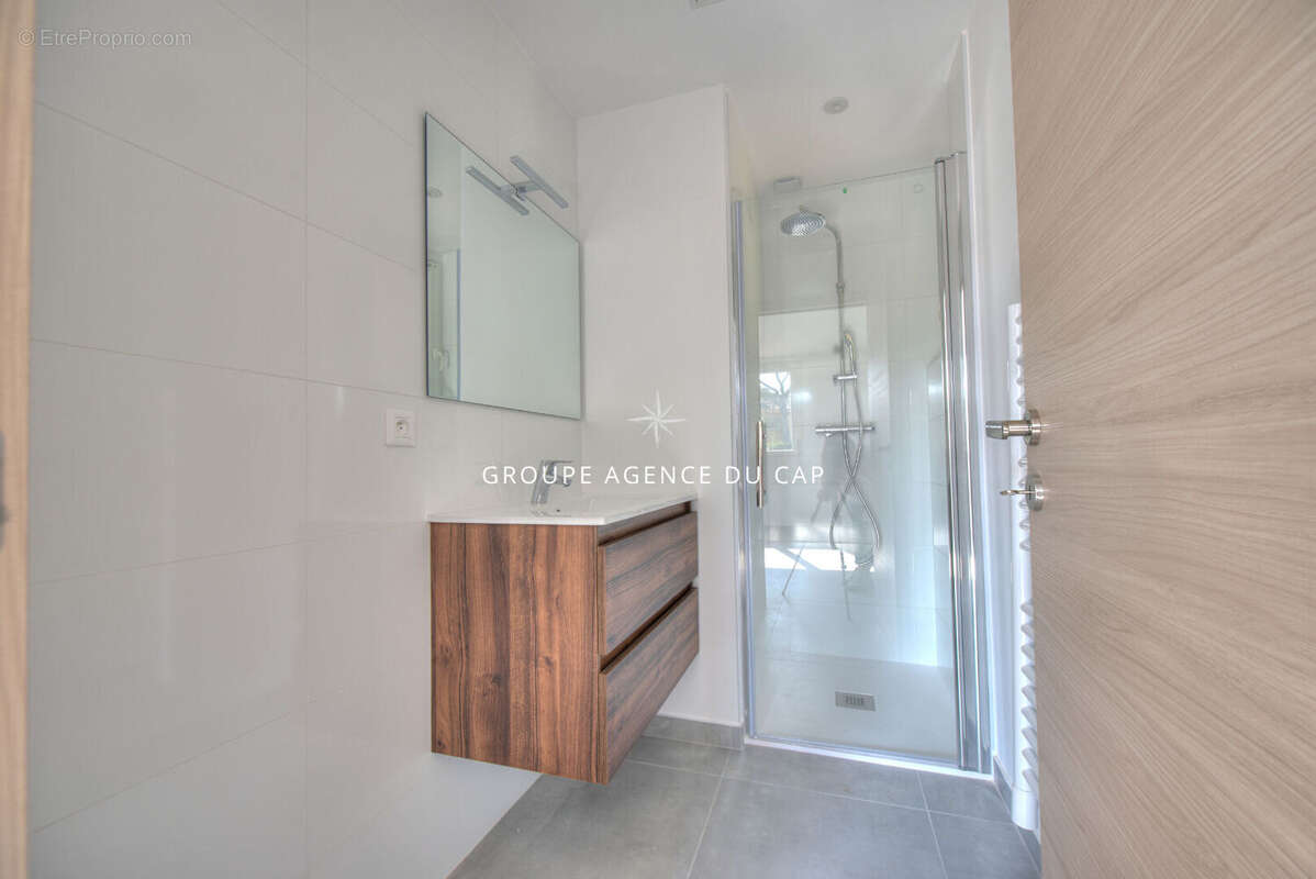 Appartement à SAINT-RAPHAEL