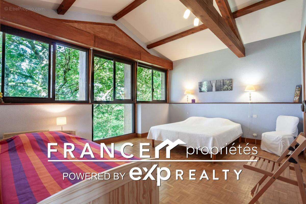 Maison à SALIES-DU-SALAT