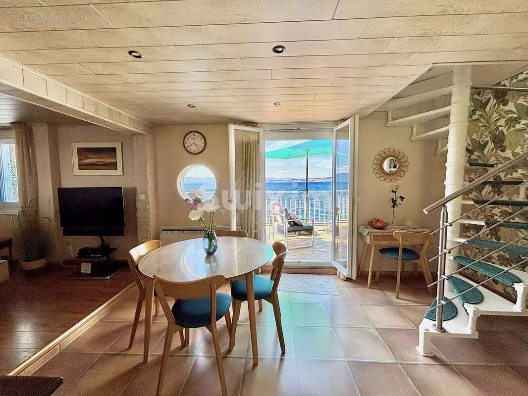 Appartement à EVIAN-LES-BAINS