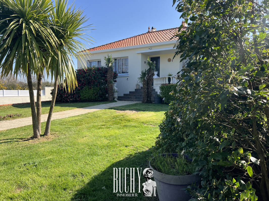 Maison à SAINTE-FOY