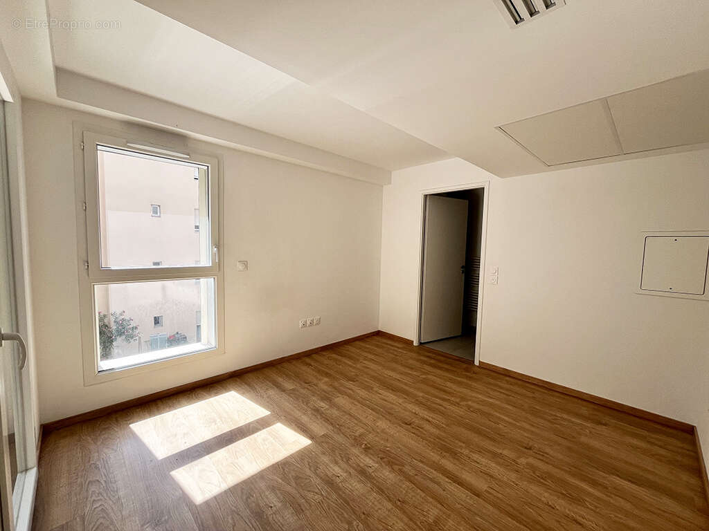 Appartement à MARSEILLE-6E